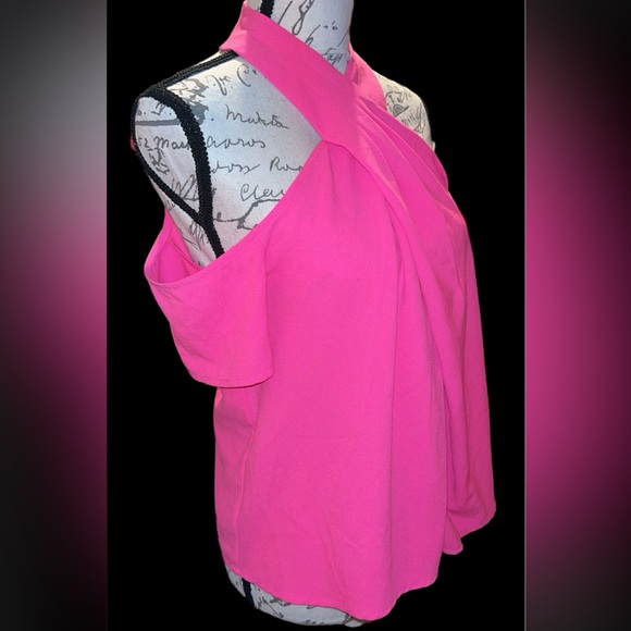 Rachel Roy Barbie pink top - Picture 2 of 4